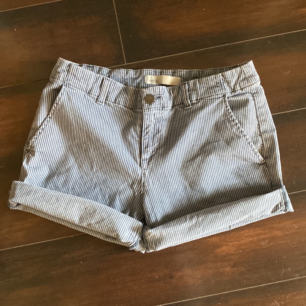 Vince 100% Cotton Grey Railroad Stipe Cuff Shorts Size 26 Stretch Casual